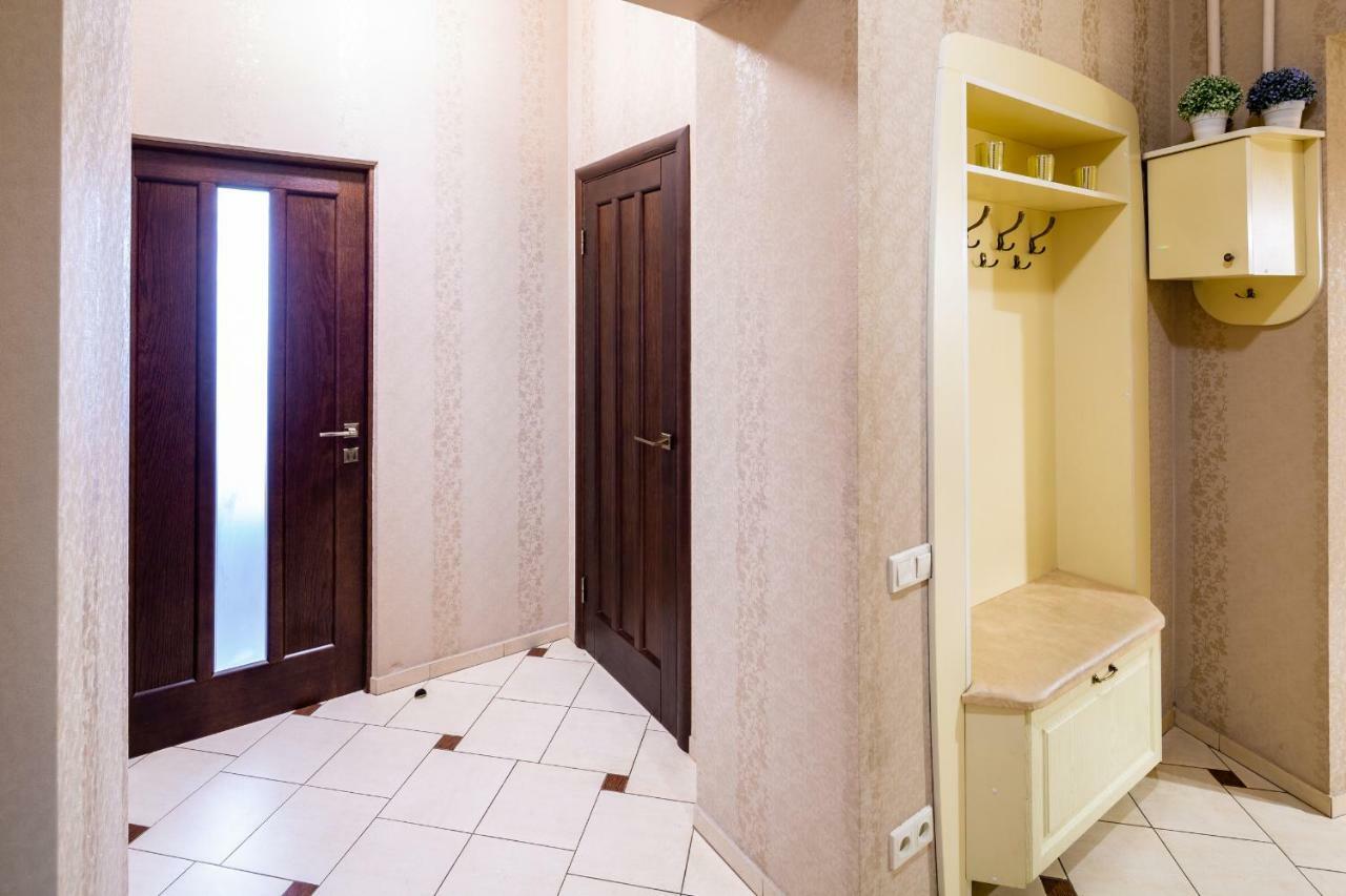 Alfa Apartments Kniazia Romana 11 Lviv Exterior foto